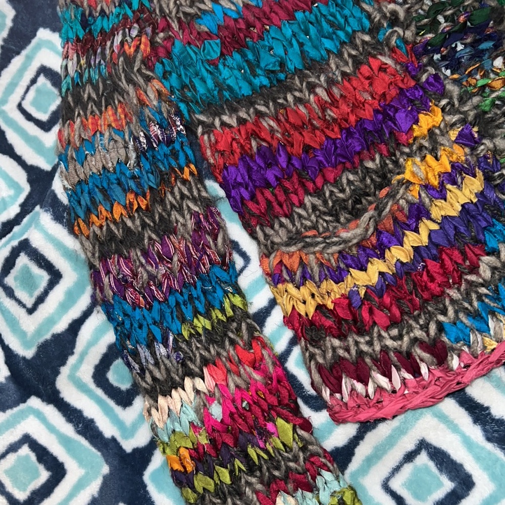 Sparrow Colorful Cardigan - Picture 6 of 11